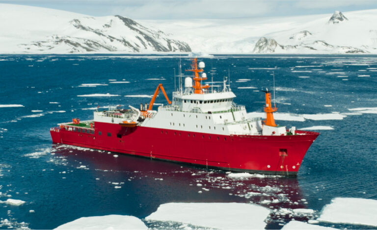 Leia mais sobre o artigo Marinha do Brasil divulga melhor oferta para construção do Navio de Apoio Antártico