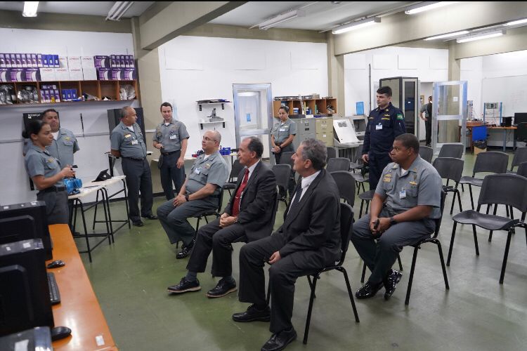 Leia mais sobre o artigo Visita ao Centro de Instrução Almirante Alexandrino de Alencar: Uma Jornada de Conhecimento e Inovação.
